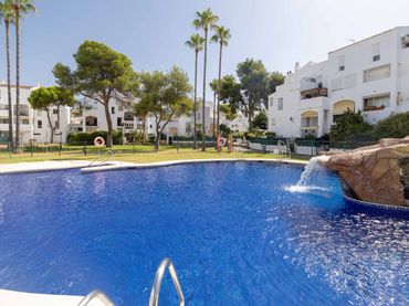 Apartament amb piscina en venda a Elviria - Cabopino