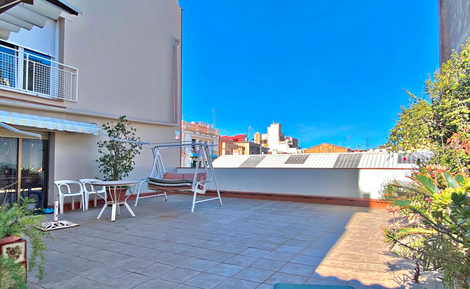 Terrassa de Pis en venda en L'Hospitalet de Llobregat amb Calefacció, Terrassa i Forn