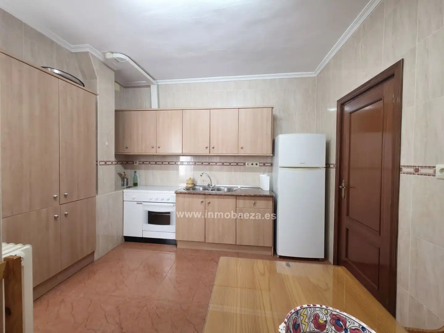 Flat with terrace to rent in Baeza, imagen 3