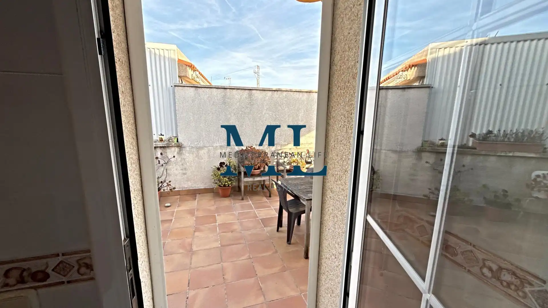 Terrassa de Casa o xalet en venda en Vilanova i la Geltrú amb Calefacció, Jardí privat i Piscina