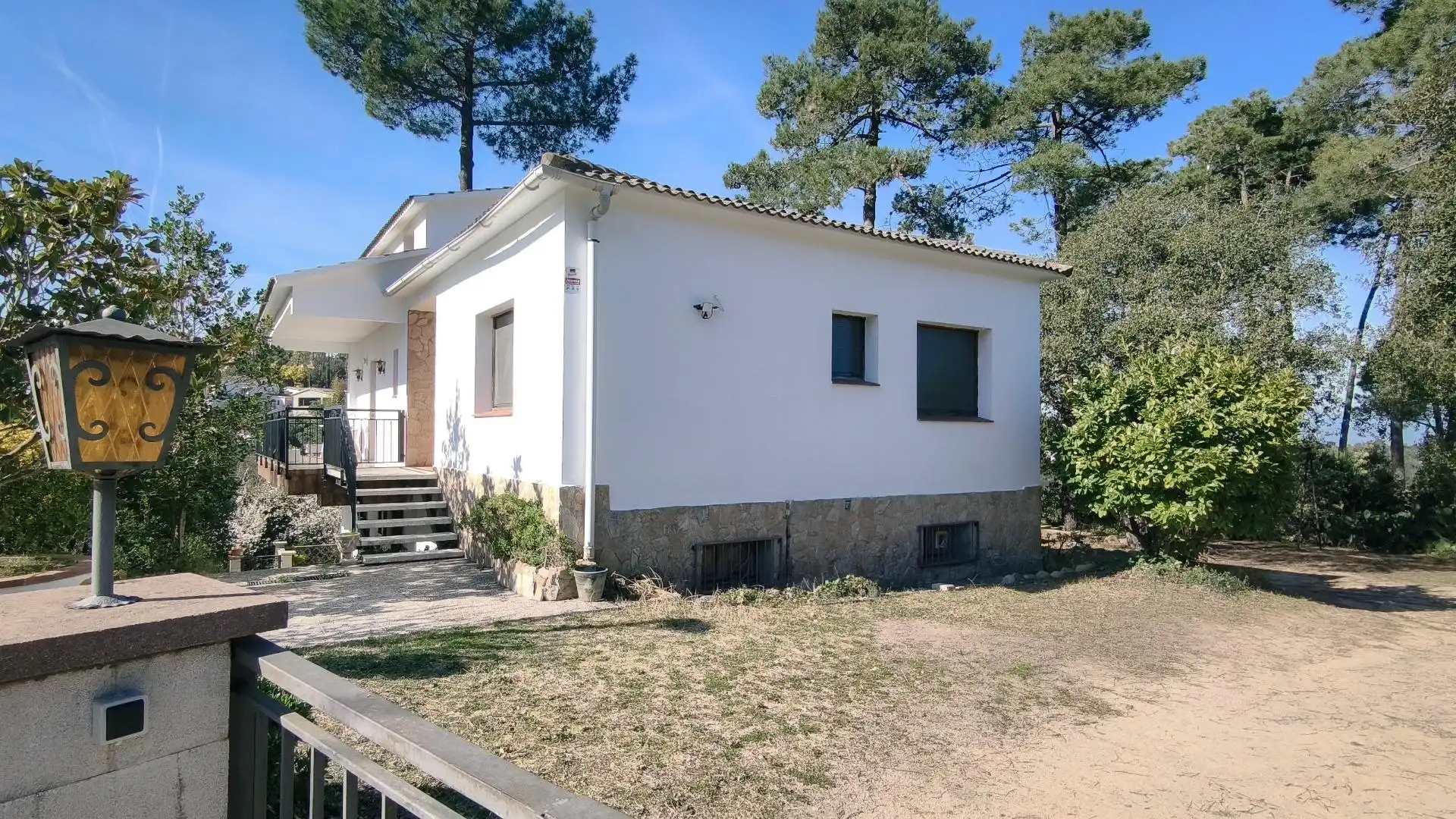 Vista exterior de Casa o xalet en venda en Lloret de Mar