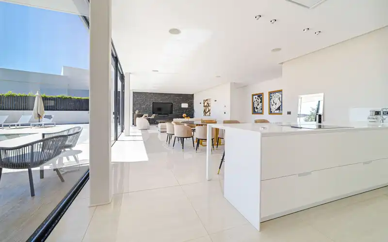Casa con terraza en alquiler en Nueva Andalucía, imagen 12