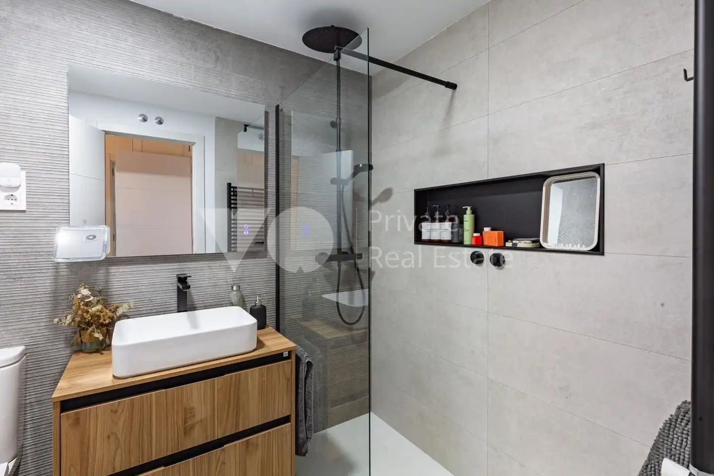 Bathroom of Flat for sale in Villanueva del Pardillo  with Air Conditioner, Heating and Parquet flooring