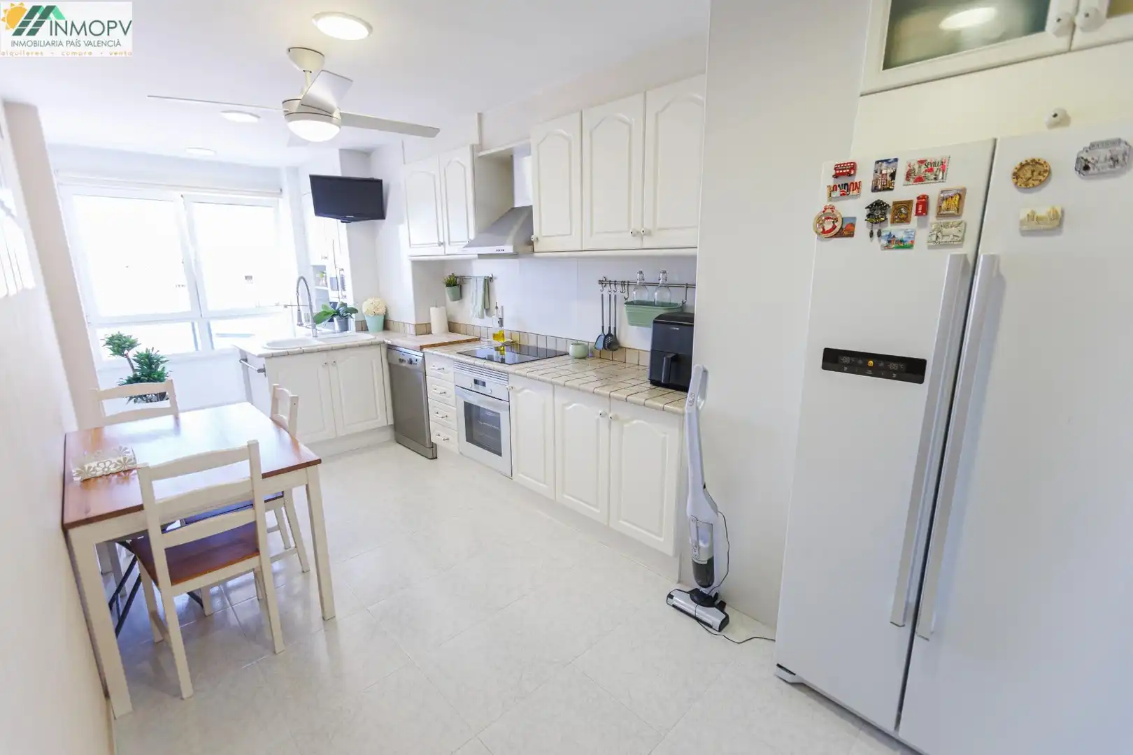 Flat with terrace for sale in Casco Urbano, imagen 8