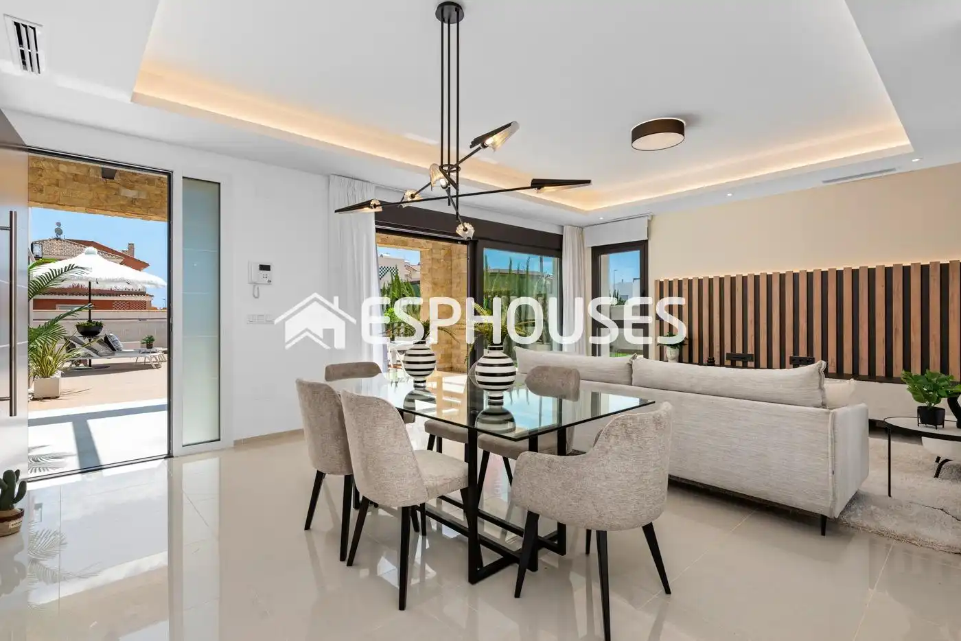 Comedor de Casa o chalet en venta en Rojales con Terraza, Piscina y Balcón