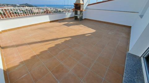 Foto 2 de Casa adosada de lloguer a Carrer Montjuïc, Vista Alegre, Mataró