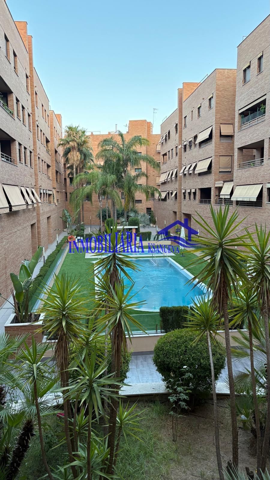 Vista exterior de Pis en venda en  Córdoba Capital amb Aire condicionat, Calefacció i Terrassa