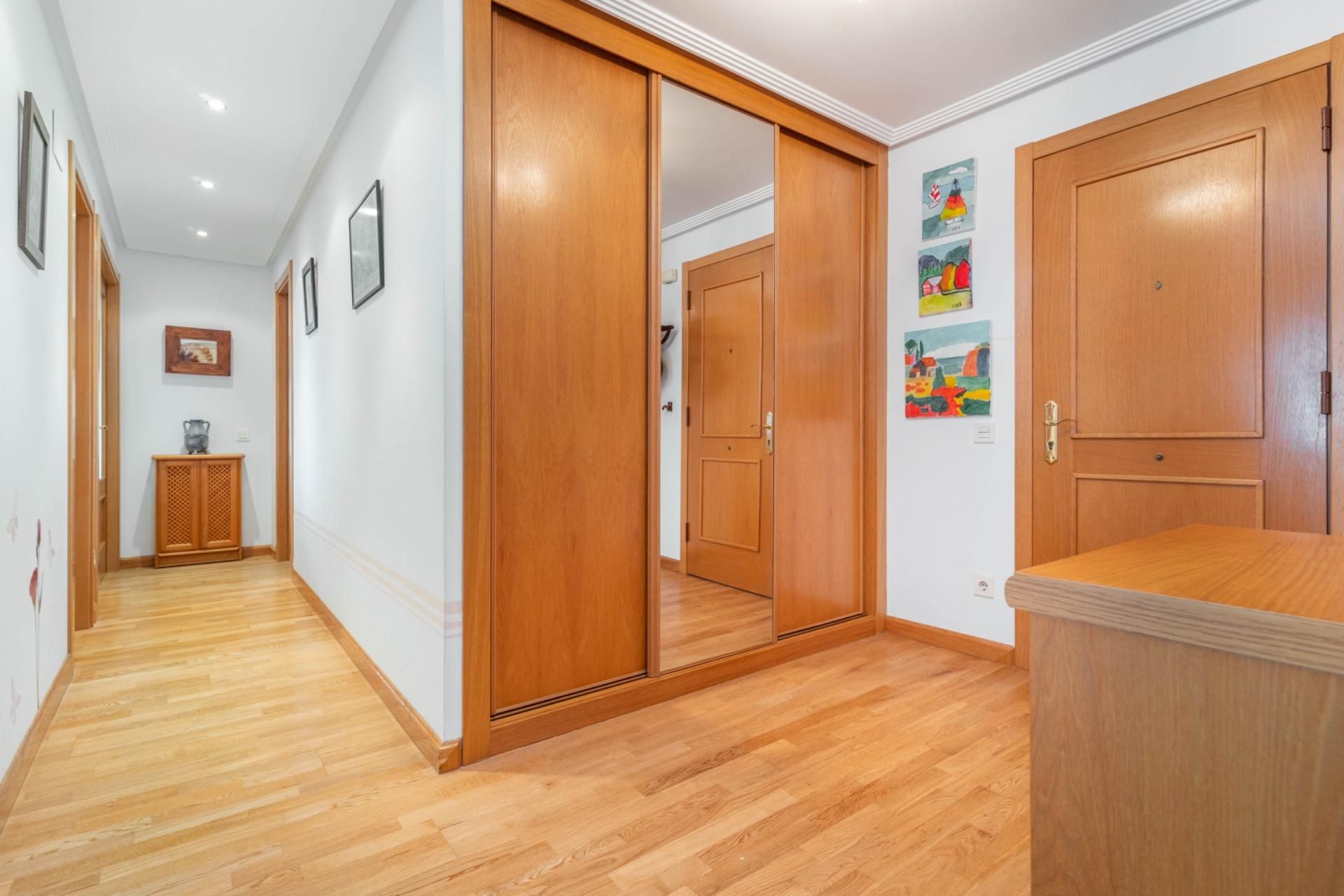 Pis en venda en Siero amb Calefacció, Jardí privat i Parquet