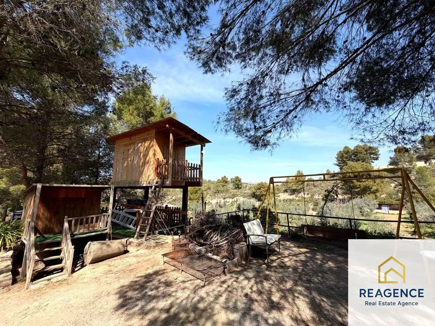 Garden of Country homes for sale in Flix, Tarragona