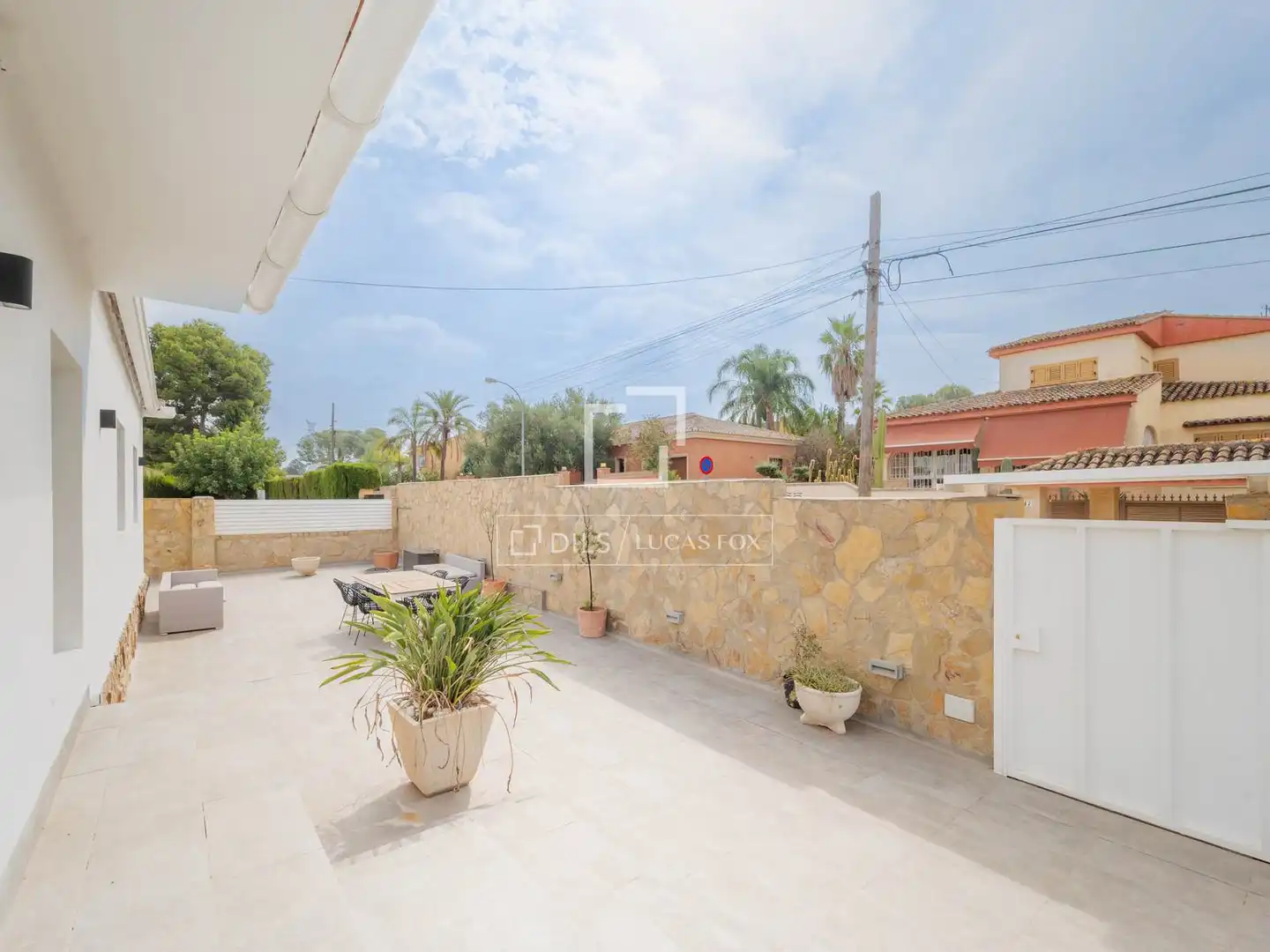 Vista exterior de Casa o chalet en venta en L'Eliana con Aire acondicionado, Calefacción y Jardín privado