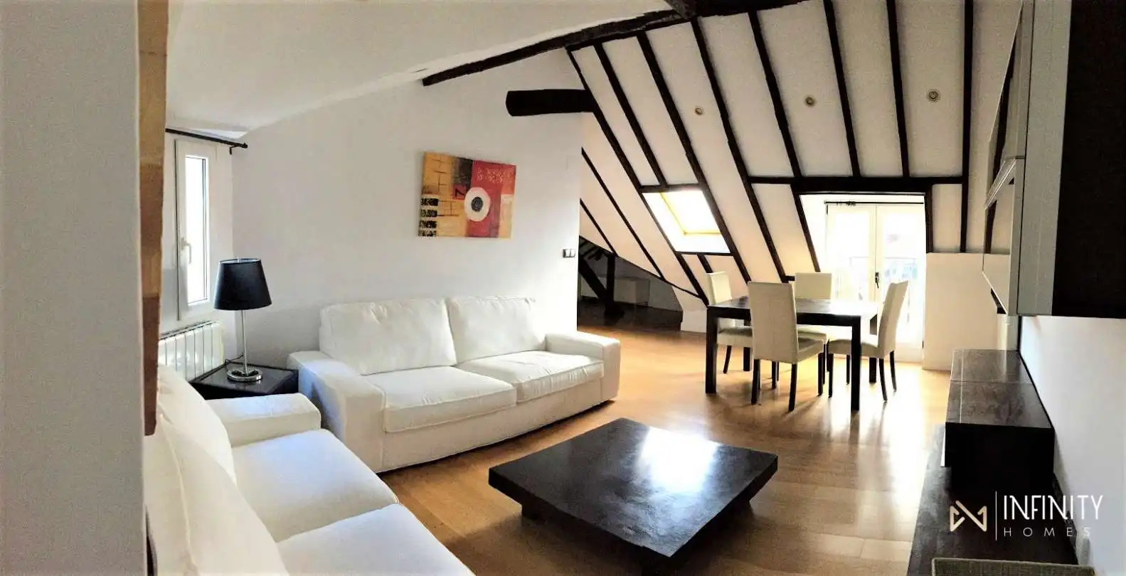 Attic for rent in García Rivero Maisuaren Kalea, Campuzano