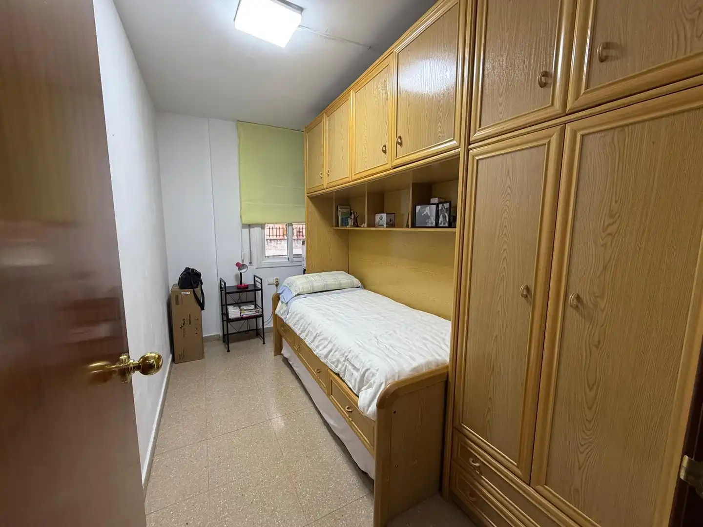 Bedroom of Flat for rent in Rubí  with Air Conditioner, Furnished and Oven