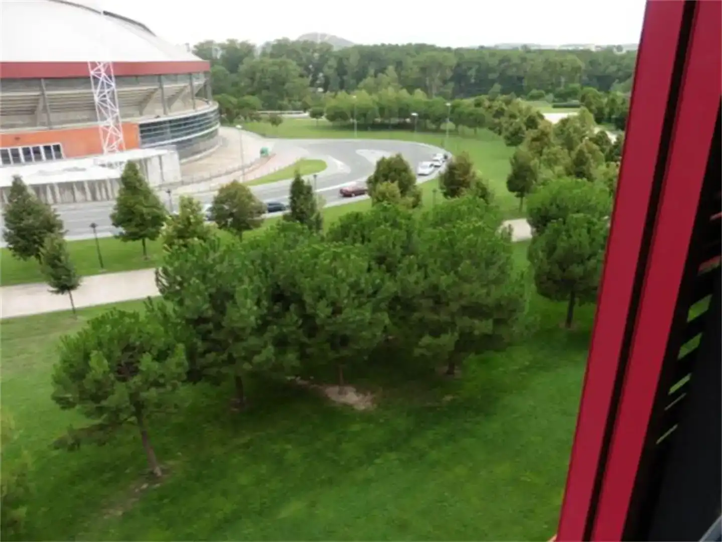 Aparcament de Pis per a compartir en  Logroño amb Jardí privat, Parquet i Moblat