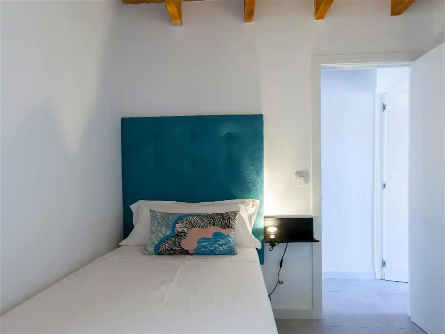 Dormitori de Apartament de lloguer en  Valencia Capital amb Aire condicionat