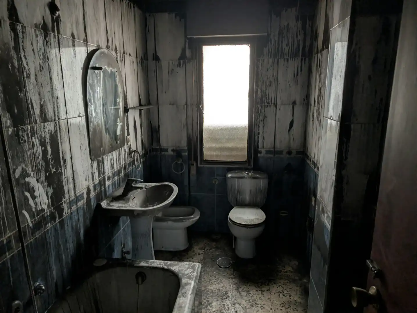 Baño de Piso en venta en Flores de Sil - La Placa
