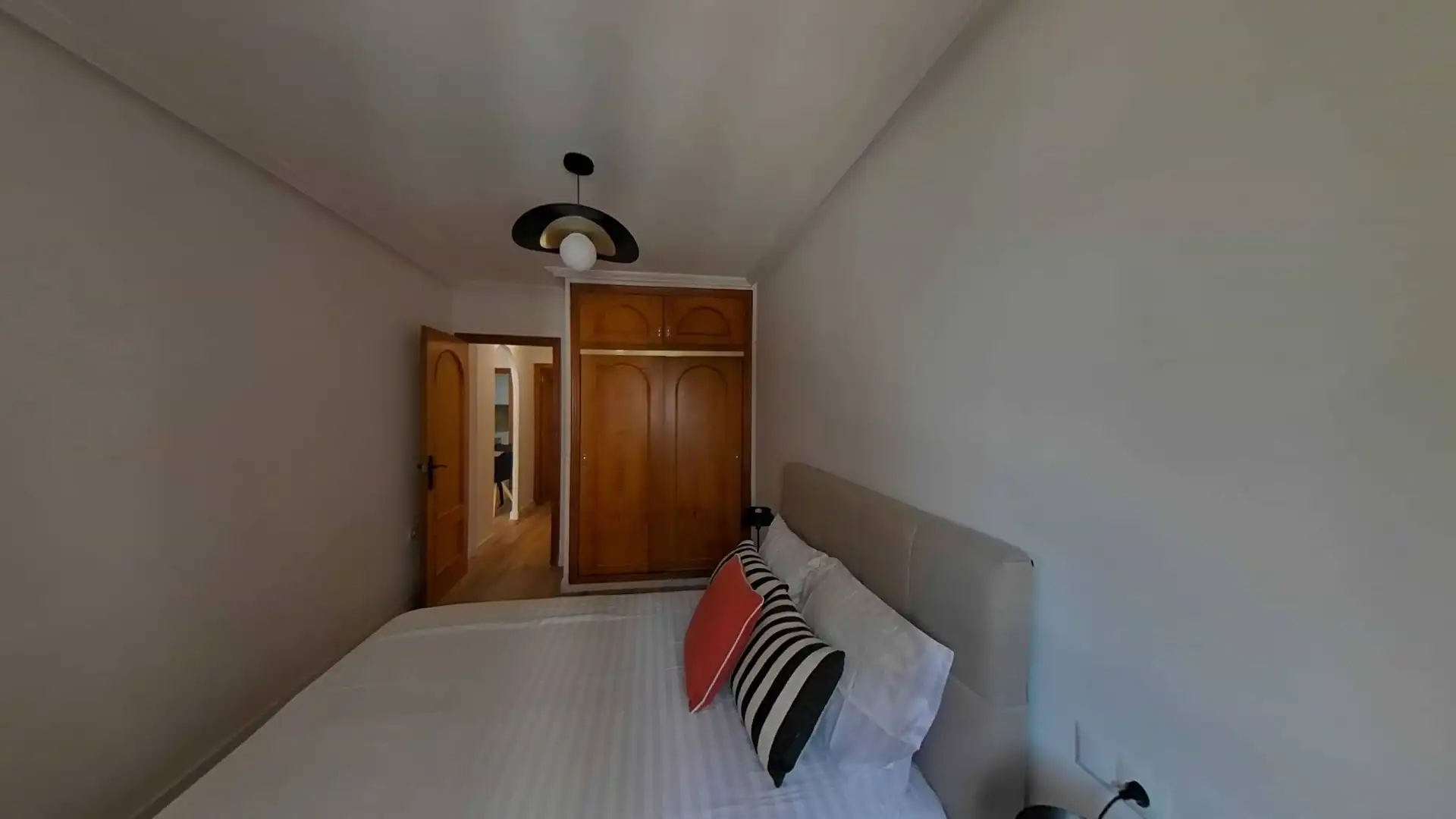 Dormitori de Apartament en venda en Torrevieja amb Aire condicionat, Calefacció i Terrassa
