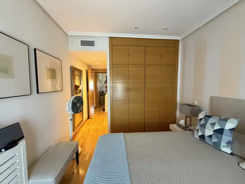 Habitación de Piso de alquiler en Madrid con Aire acondicionado, Calefacción y Jardín privado