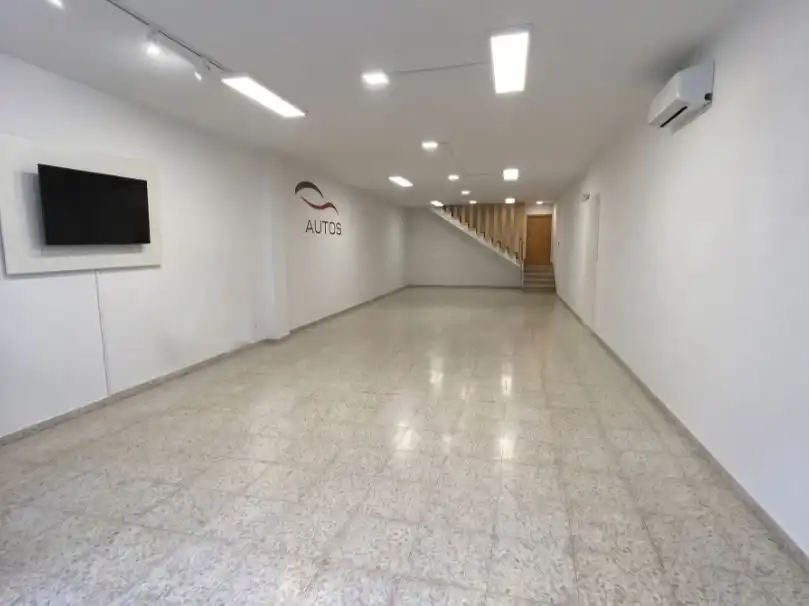 Industrial building to rent in poligon industrial Sector estacio 4