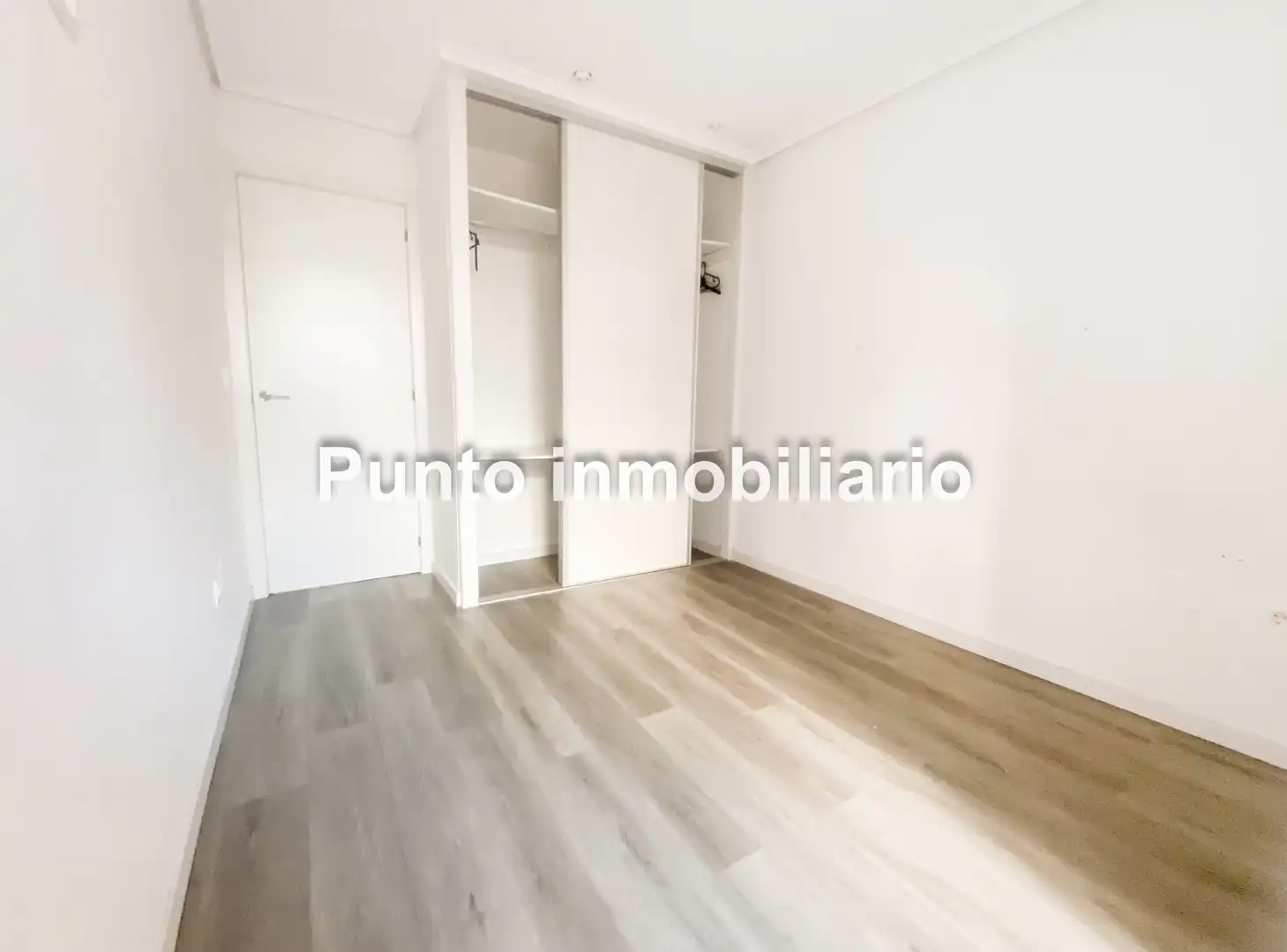 Flat with lift to rent in Calle Núñez de Arce, imagen 9