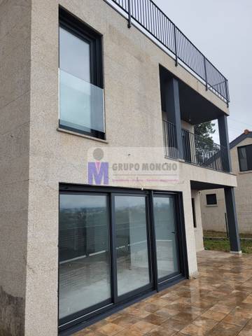 Casa-chalet en Venta en Barbadás