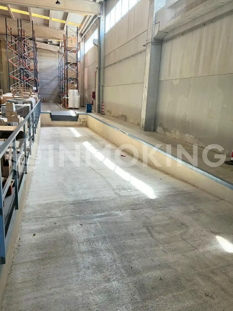 Industrial building to rent in Fuente del Jarro, imagen 16
