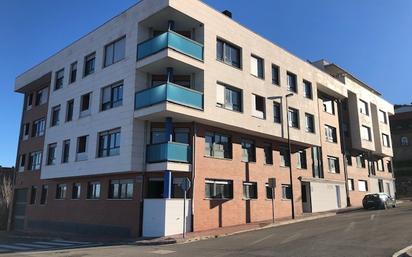 Exterior view of Duplex for sale in Albelda de Iregua  with Terrace