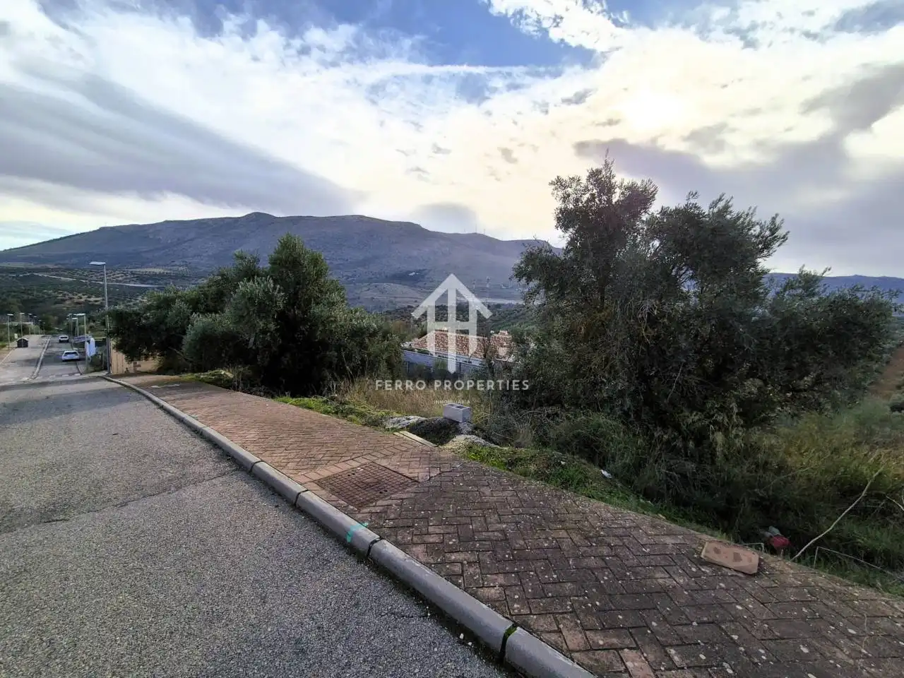 Vista exterior de Terreno industrial en venta en Loja