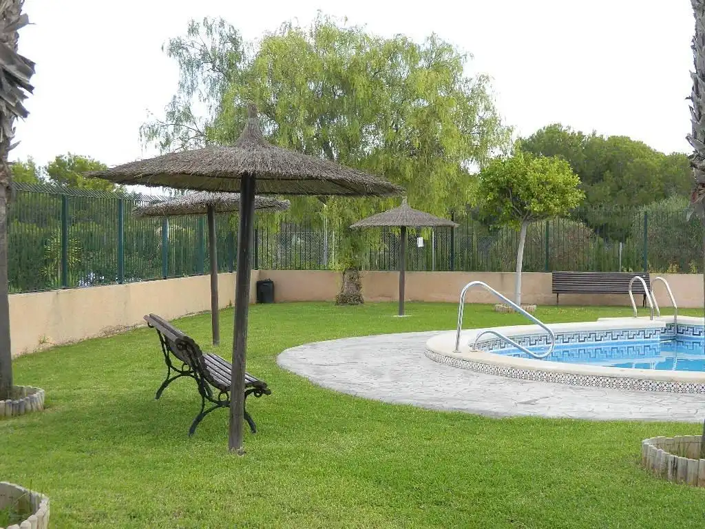 Bungalow con piscina en venta en Orihuela Costa, imagen 15