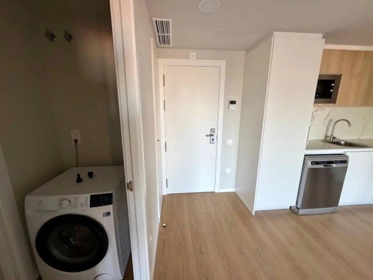 Flat for rent in Terrassa  with Air Conditioner, Heating and Parquet flooring
