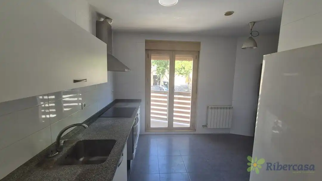 Cuina de Casa o xalet en venda en Tudela amb Aire condicionat, Calefacció i Traster