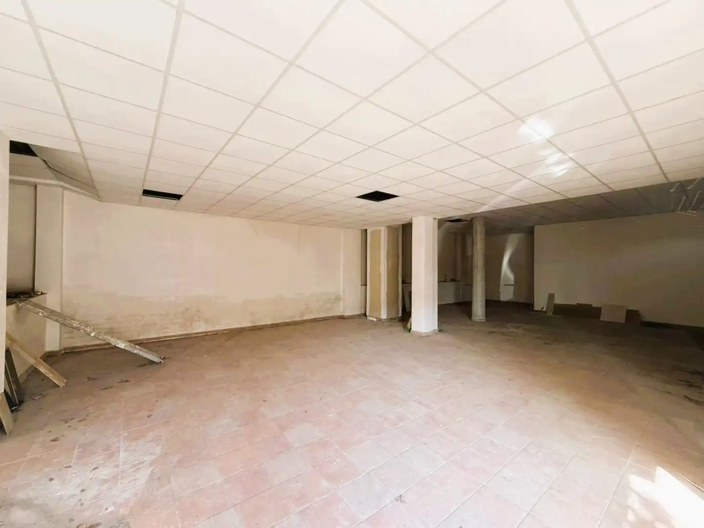 Local en venda en Llagostera