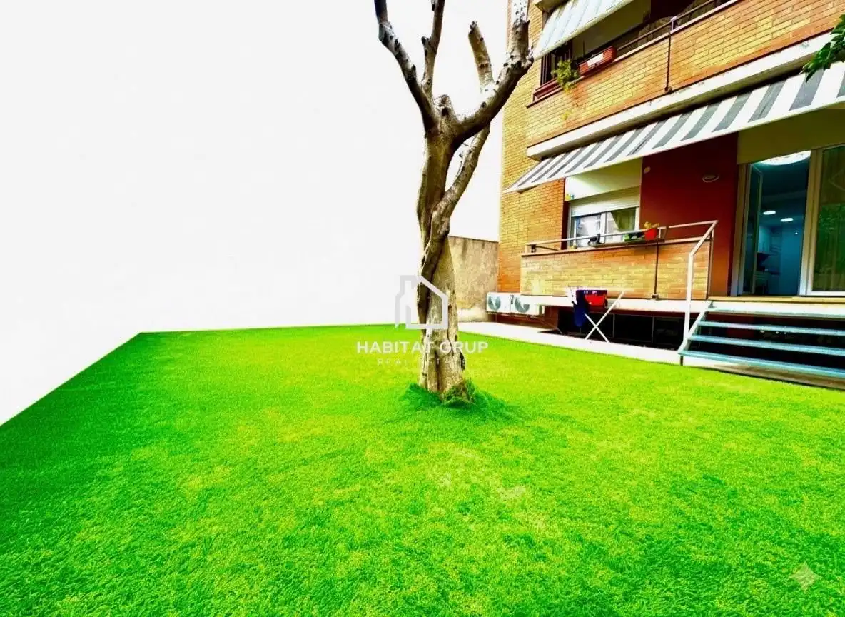 Garden of Flat for sale in Girona  with Air Conditioner, Heating and Private garden