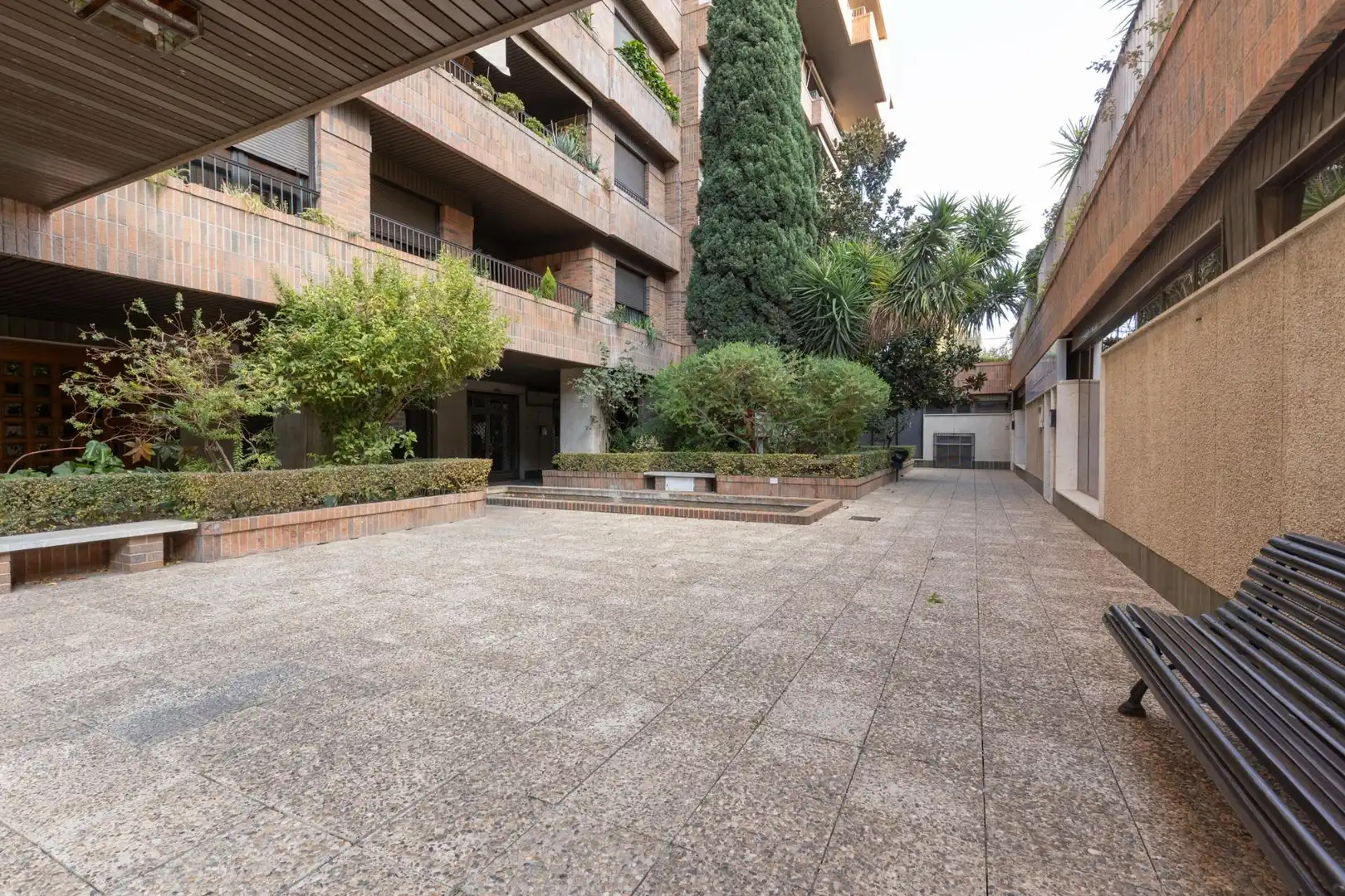 Exterior view of Apartments for sale in Granada  with Air Conditioner, Heating and Private garden