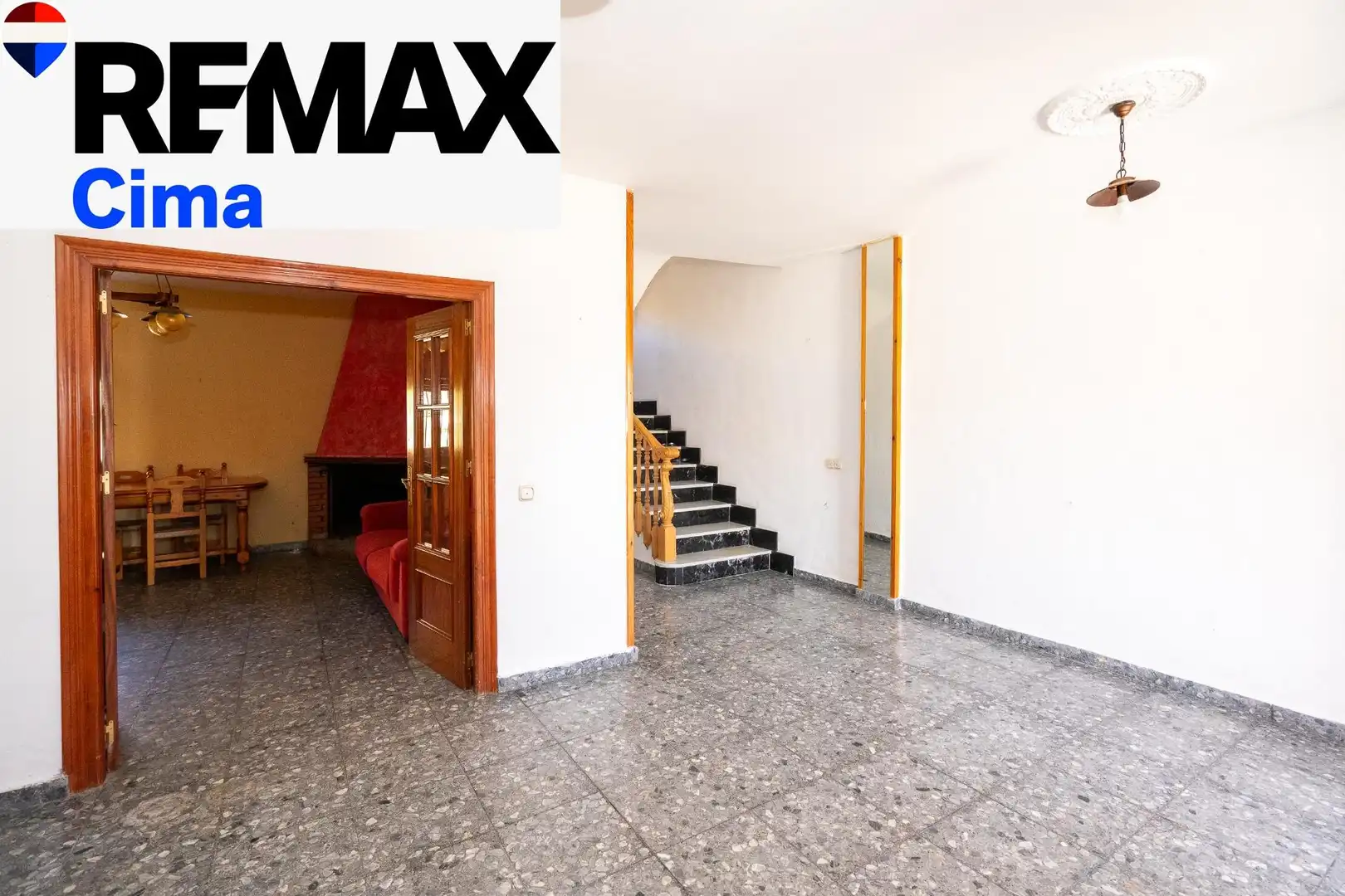 Vista exterior de Casa o chalet en venta en Baza con Terraza y Balcón