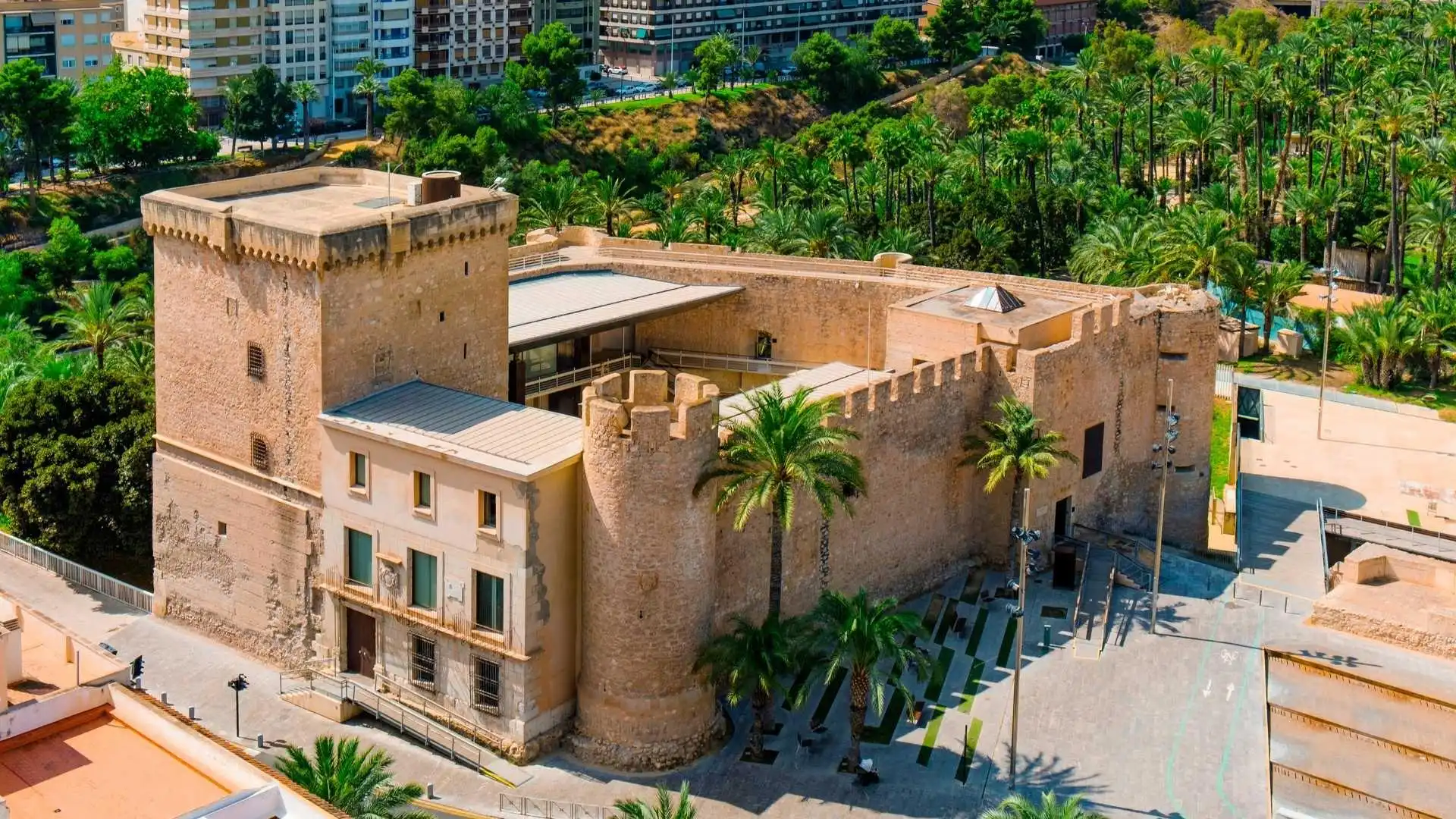 Vista exterior de Piso de alquiler en Elche / Elx