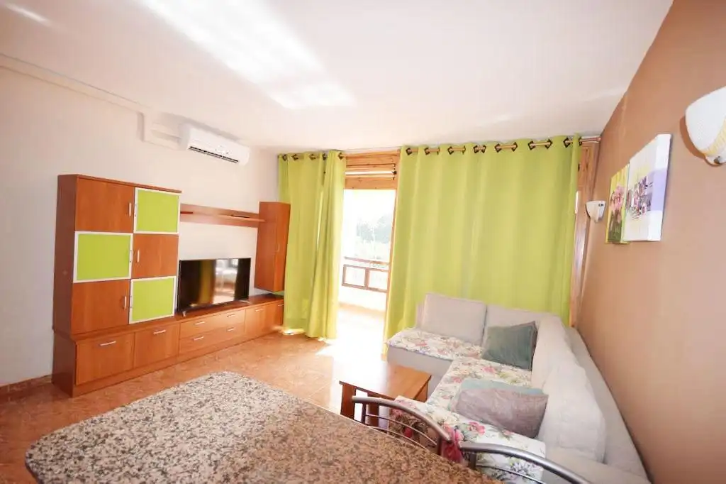 Sala de estar de Apartamento de alquiler en Mogán con Amueblado, Balcón y Piscina comunitaria