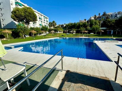 Piscina de Dúplex en venda en Rincón de la Victoria amb Calefacció, Jardí privat i Terrassa