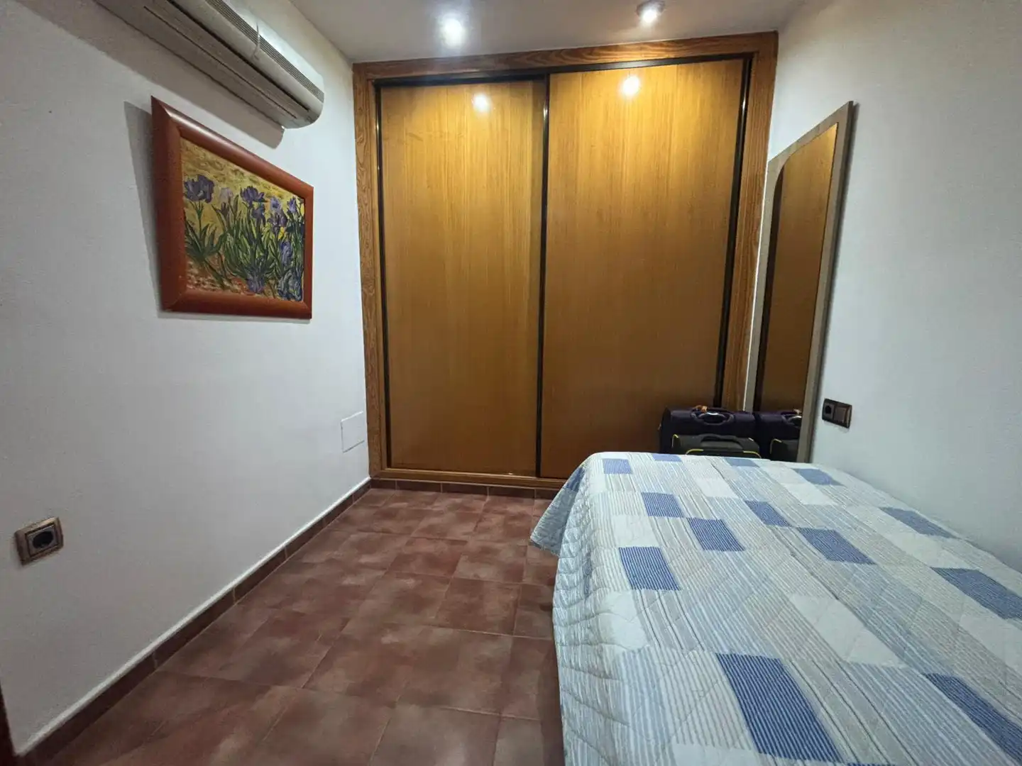 Habitación de Casa adosada en venta en Los Montesinos con Aire acondicionado, Terraza y Amueblado