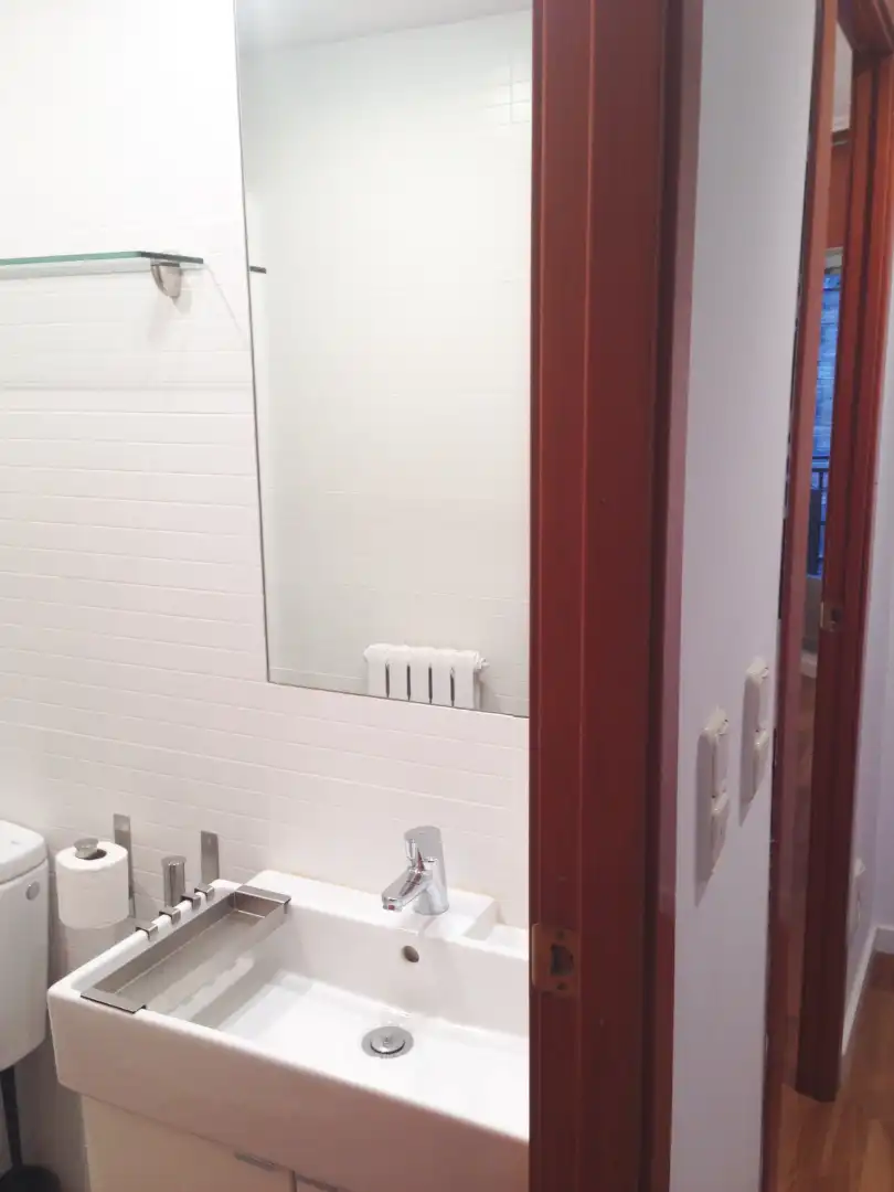Baño de Apartamento de alquiler en Zaragoza con Calefacción, Amueblado y Horno