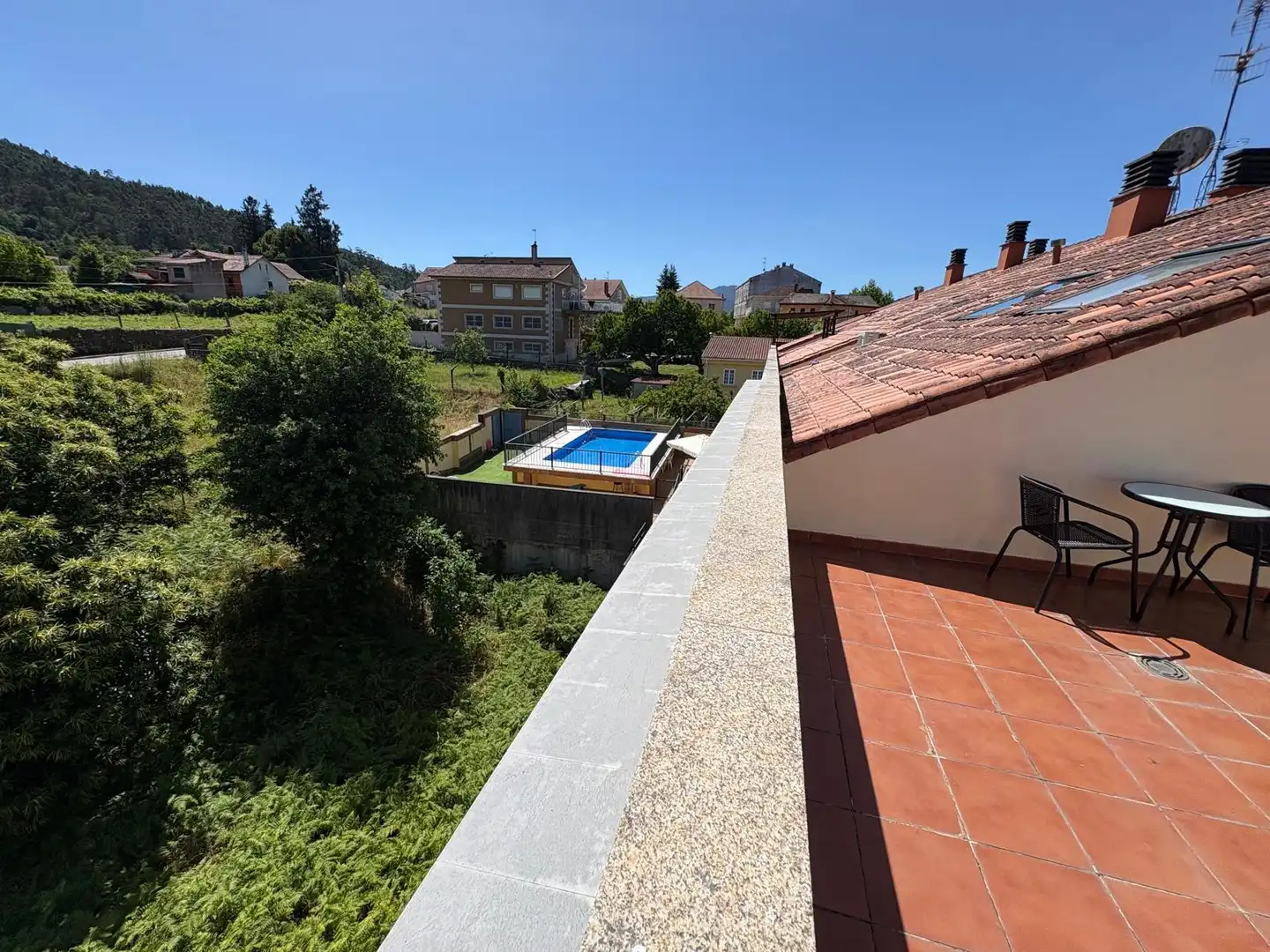 Piscina de Ático de alquiler en Mondariz-Balneario con Calefacción, Terraza y Trastero