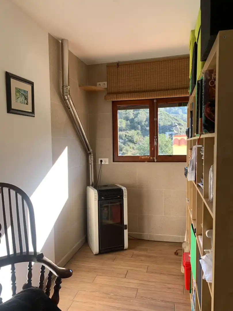 Dormitori de Finca rústica en venda en Tortosa amb Aire condicionat, Calefacció i Jardí privat