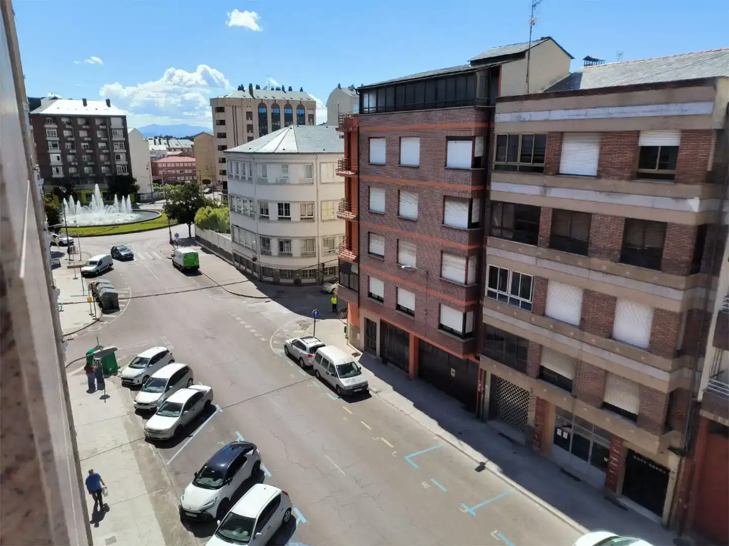Vista exterior de Pis en venda en Ponferrada amb Parquet, Traster i Moblat