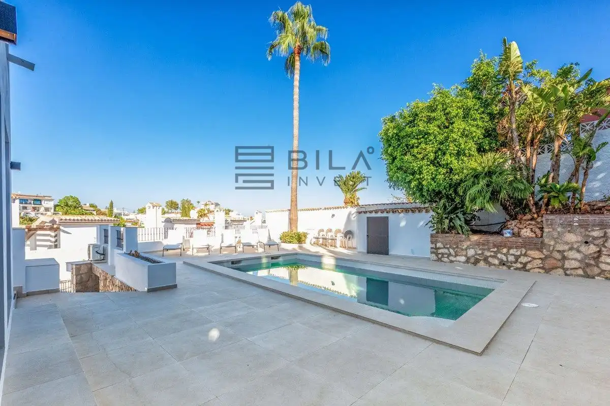 Villa con piscina in vendita a C/ Amapolas, imagen 2