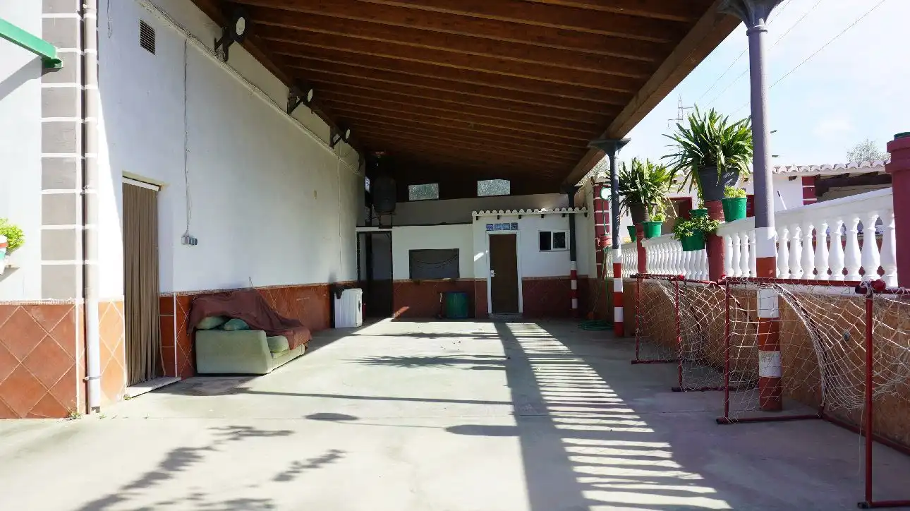 Finca rústica en venta en Motril con Terraza, Piscina y Amueblado