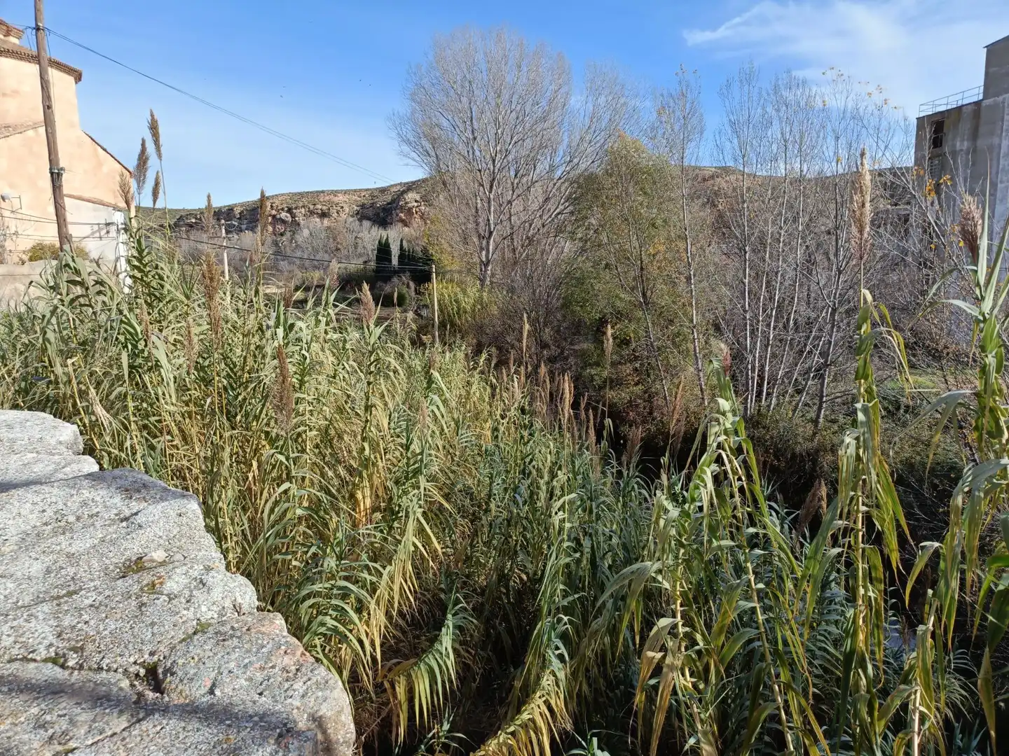 Vista exterior de Finca rústica en venda en Villanueva de Huerva amb Balcó