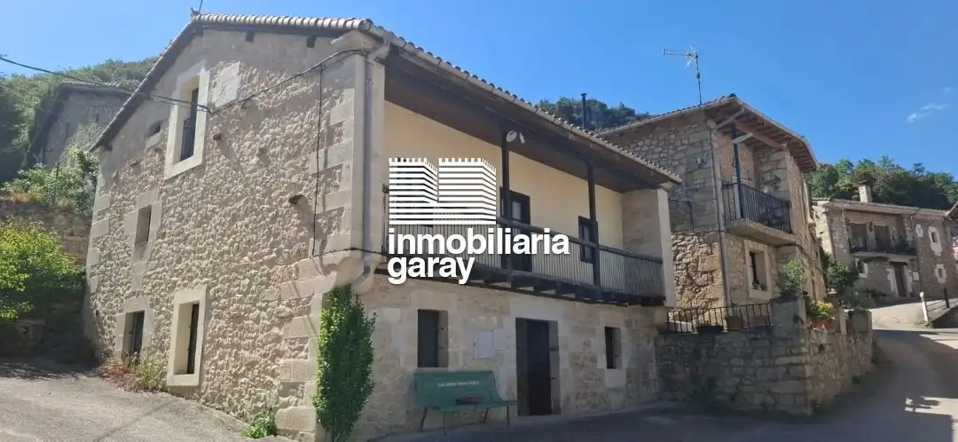 Casa amb terrassa en venda a Valle de Manzanedo, imagen 2
