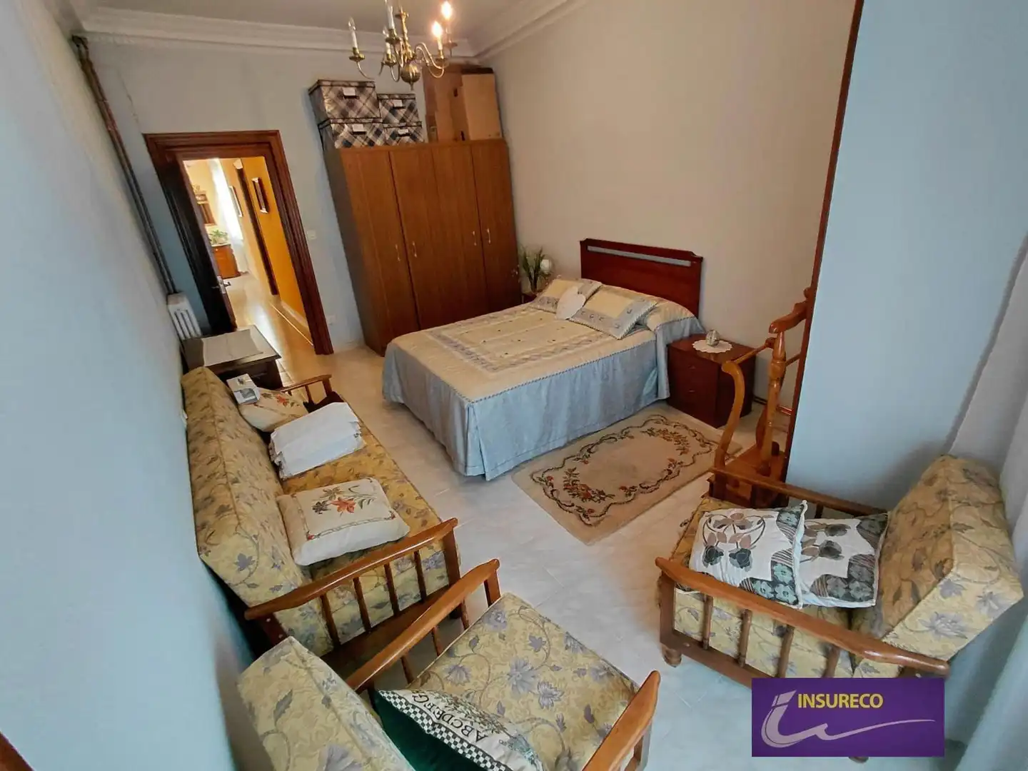 Habitación de Piso en venta en León Capital  con Calefacción, Parquet y Trastero