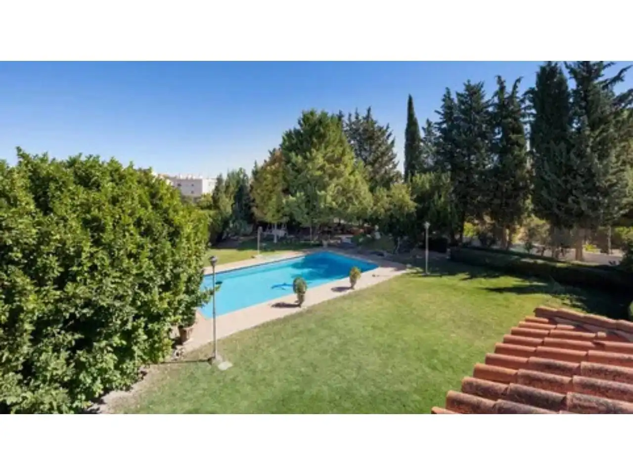 Jardí de Casa o xalet en venda en Baza amb Calefacció, Jardí privat i Terrassa