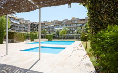 Swimming pool of Flat for sale in  Barcelona Capital  with Air Conditioner and Balcony