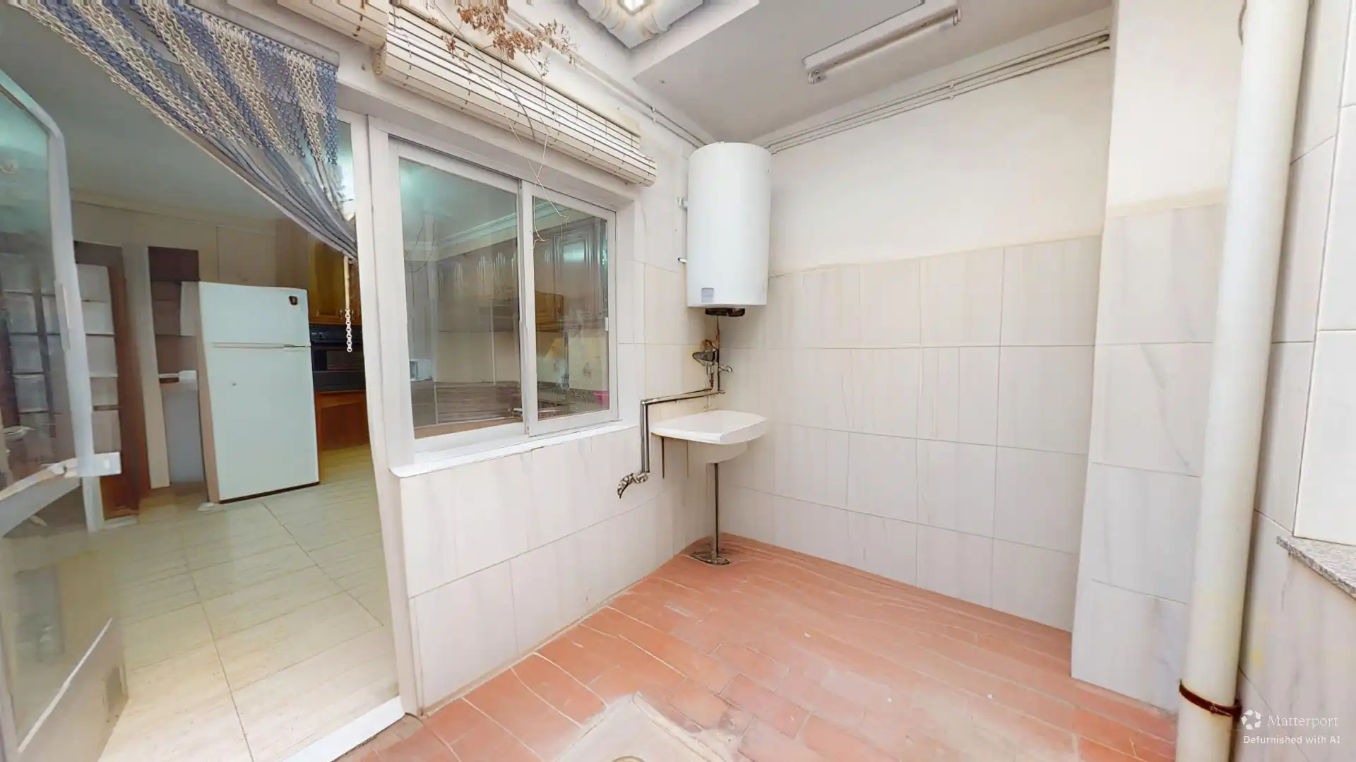 Cuina de Casa adosada en venda en Elda amb Aire condicionat, Terrassa i Traster